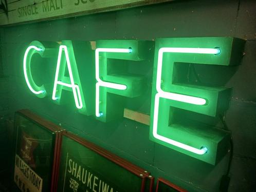 neon lichtreclame CAFE, mancave decoratie, horeca lichtbak, Verzamelen, Merken en Reclamevoorwerpen, Zo goed als nieuw, Ophalen