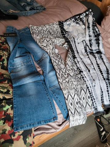 Partij broeken.  beschikbaar voor biedingen