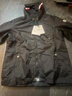 Moncler zomer jas maat s, Moncler, Zwart, Nieuw, Ophalen of Verzenden