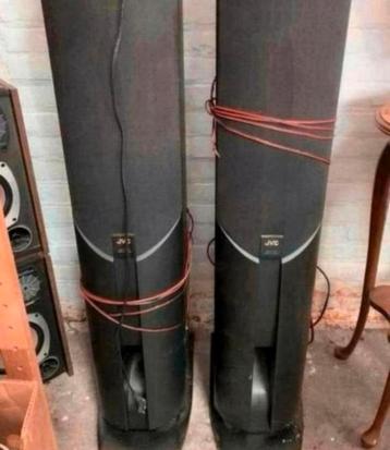 Speakers twee JVC SX-F7TH 120 watt 8 ohm speakers. beschikbaar voor biedingen