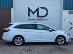 Opel Astra Sports Tourer 1.6 Innovation Sport - Leder- 200PK, Voorwielaandrijving, 65 €/maand, Gebruikt, 4 cilinders