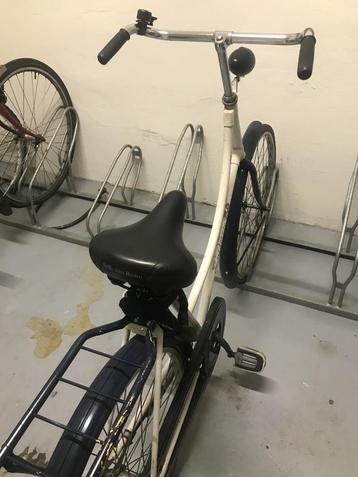 Damesfiets – €30 beschikbaar voor biedingen