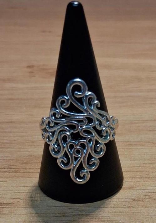 verzilverde ring fantasia mt 17, Sieraden, Tassen en Uiterlijk, Ringen, Dame of Heer, 17 tot 18, Zilver, IJzer of Staal, Ophalen of Verzenden