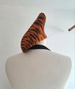vintage hoedje Mirjam Nuver tijger 60s look oranje vilt, 56 of 57 cm (M, 7 of 7⅛ inch), Nuver, Hoed, Ophalen of Verzenden