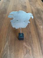 Sjer Jacobs afbeelding metaal met marmeren voet, Ophalen of Verzenden