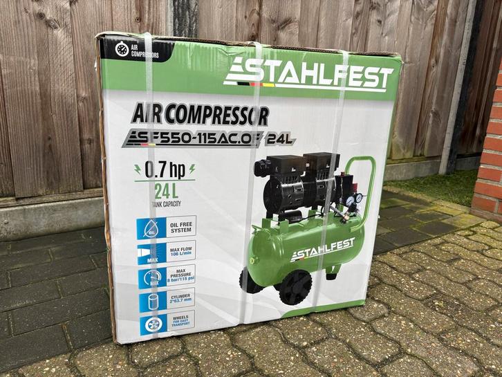 Stahlfest Compressor SF550 - Nieuw in doos!, Doe-het-zelf en Verbouw, Compressors, Nieuw, 6 tot 10 bar, Minder dan 25 liter, Minder dan 200 liter/min