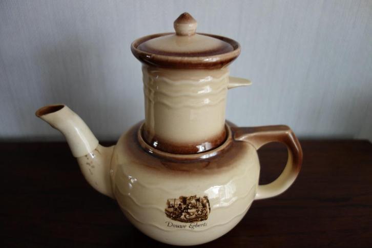 Theepot  Douwe Egberts, Antiek en Kunst, Antiek | Servies los, Ophalen of Verzenden