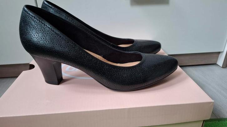 5th Avenue Zwarte Leren Hakken - Maat 41 (valt als 40), Kleding | Dames, Schoenen, Zo goed als nieuw, Pumps, Zwart, Ophalen of Verzenden