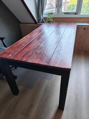 Grote eettafel 190x89 beschikbaar voor biedingen