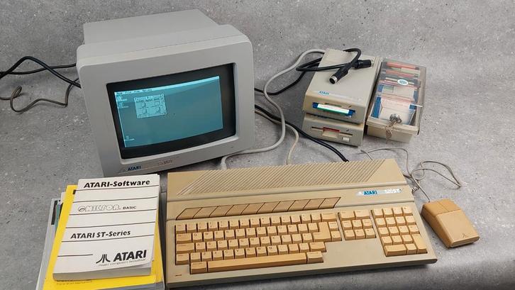 👉Atari 520ST Complete Set - Vintage HomeComputer + extra's!, Computers en Software, Vintage Computers, Ophalen of Verzenden