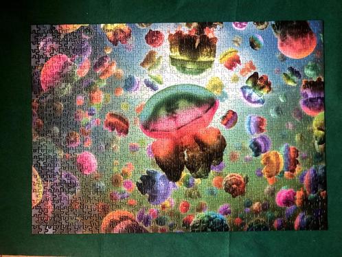 prachtige puzzel onderwaterwereld jellyfish Gibsons 1000, Hobby en Vrije tijd, Denksport en Puzzels, Zo goed als nieuw, Legpuzzel