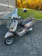 Vespa Primavera NIEUW!, Fietsen en Brommers, Scooters | Vespa, Ophalen, Overige modellen, Zo goed als nieuw, Benzine