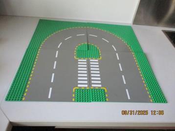 LEGO 4 Groene/Middengrijze Wegenplaten zeer goede staat!! beschikbaar voor biedingen