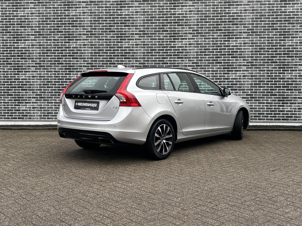 Volvo V60 1.5 T3 Polar+ Dynamic | Automaat | Bi-xenon koplam, 12 maanden, 4 cilinders, 152 pk, Startonderbreker