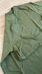 T-shirt legergroen - Maat 48 (M), 2215SK, Maat 48/50 (M), Ophalen of Verzenden, Zo goed als nieuw