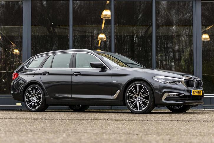 BMW 5 Serie Touring 520i High Executive (bj 2018, automaat), Auto's, BMW, Te koop, 5-Serie, ABS, Achteruitrijcamera, Airbags, Airconditioning