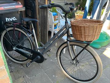 Mooie Giant triple X damesfiets. beschikbaar voor biedingen
