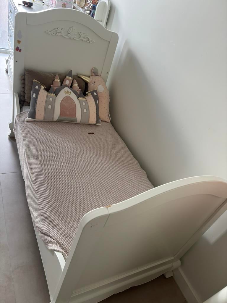 Peuterbed babybed kleuterbed, 70 tot 85 cm, Zo goed als nieuw, Matras, 140 tot 160 cm