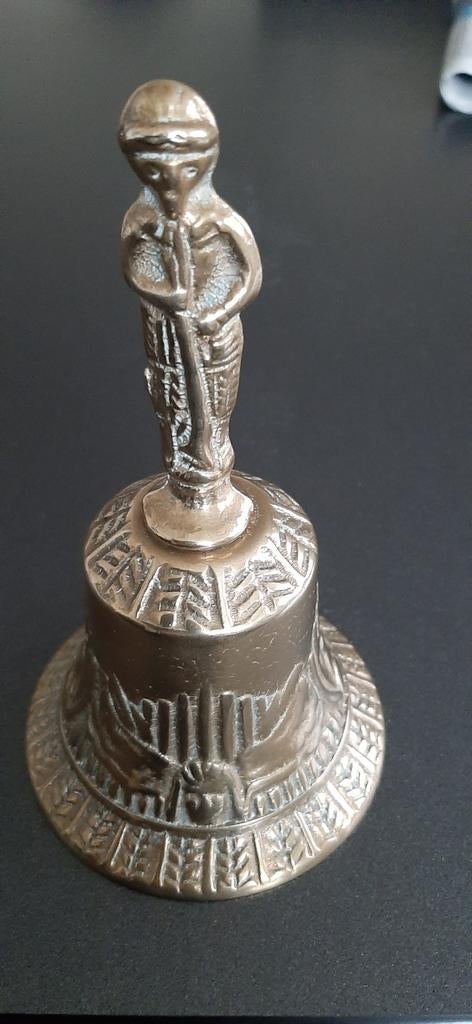 Tafelbel Jager met hond plm. 16 cm hoog. Doorsnee bel 10 cm., Antiek en Kunst, Ophalen of Verzenden