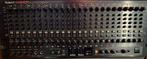 Roland M-240R 24 Channel Line 4U Rack Mixer, Ophalen of Verzenden, Gebruikt, 20 kanalen of meer