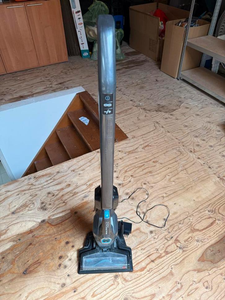 Bissell MultiReach Essential 18V Stofzuiger, Witgoed en Apparatuur, Stofzuigers, Gebruikt, Stofzuiger, Minder dan 1200 watt, Reservoir