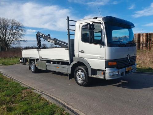 Mercedes Atego 1017 met Atlas 50.1 kraan bj 2000, Auto's, Vrachtwagens, Particulier, Trekhaak, Mercedes-Benz, Diesel, Euro 2, Handgeschakeld