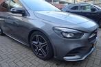 Mercedes-Benz B-Klasse 136PK  2019 Grijs, Auto's, Zwart, 4 cilinders, 700 kg, Leder en Stof