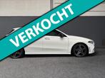 Mercedes-Benz A-klasse 180, Amg, Sfeer, Keyless, Led, 136 pk, 4 cilinders, Leder en Stof, Wit