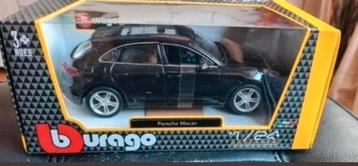 Aanbieding Bburago Porsche Macan 2015 zwart of wit 1:24 beschikbaar voor biedingen