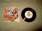 1 single Cliff Richard and The Young Ones = Living doll, Pop, Gebruikt, Ophalen of Verzenden, 7 inch