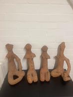 Vier Afrikaanse beelden aardewerk, Antiek en Kunst, Ophalen