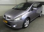 Mitsubishi Grandis 2.4-16V Intense - 6 persoons - Trekhaak -, Voorwielaandrijving, Stof, Gebruikt, Beige
