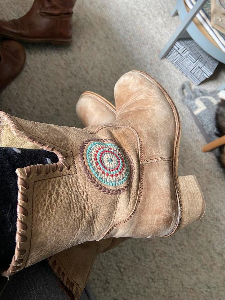 Stoere zandkleurige boots /laarsjes mt 39, Kleding | Dames, Schoenen, Zo goed als nieuw, Beige, Ophalen of Verzenden