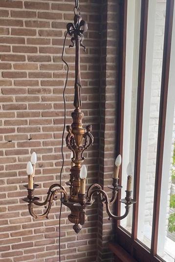 Bronzen kroonluchter beschikbaar voor biedingen