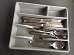 Bestek 18 delig + paar extra items inclusief bestekla, Huis en Inrichting, Keuken | Bestek, Ophalen of Verzenden, Zo goed als nieuw