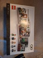 LEGO Queer Eye - The Fab 5 Loft 10291 Nieuw, Lego, Ophalen of Verzenden, Complete set, Shop@lego.com