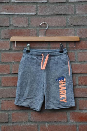 	 sweatshort 104, short 104, kinderkleding 104