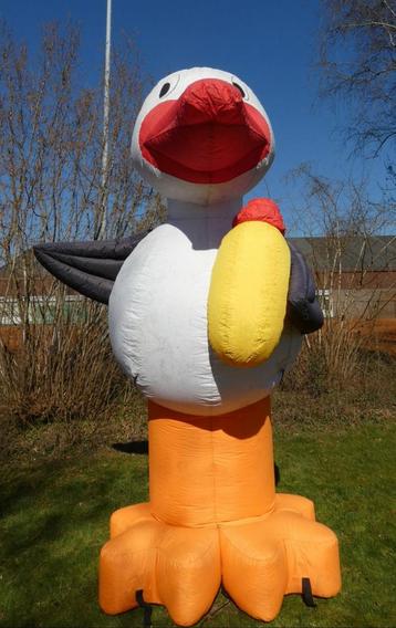 Opblaas Ooievaar te huur beschikbaar voor biedingen