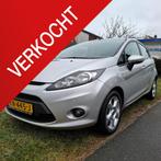 Ford Fiesta 1.4 Ghia Automaat - 5 Deurs - Trekhaak - Sportve, Auto's, Ford, 4 cilinders, Particulier, Fiësta, 550 kg