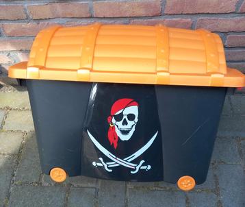 Piraten kist. beschikbaar voor biedingen