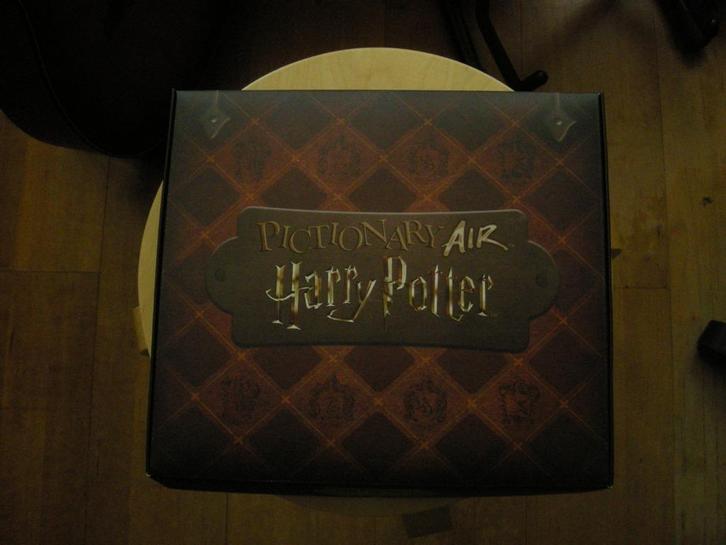 Pictionary Air Harry Potter Mattel Games / 2 teams 8+ nst., Hobby en Vrije tijd, Gezelschapsspellen | Bordspellen, Zo goed als nieuw