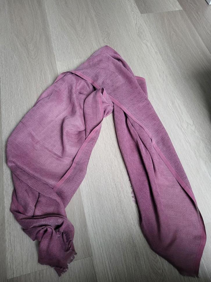 Mooie paarse pashmina sjaal hoofdsoek poederroze, Kleding | Dames, Mutsen, Sjaals en Handschoenen, Zo goed als nieuw, Pashmina