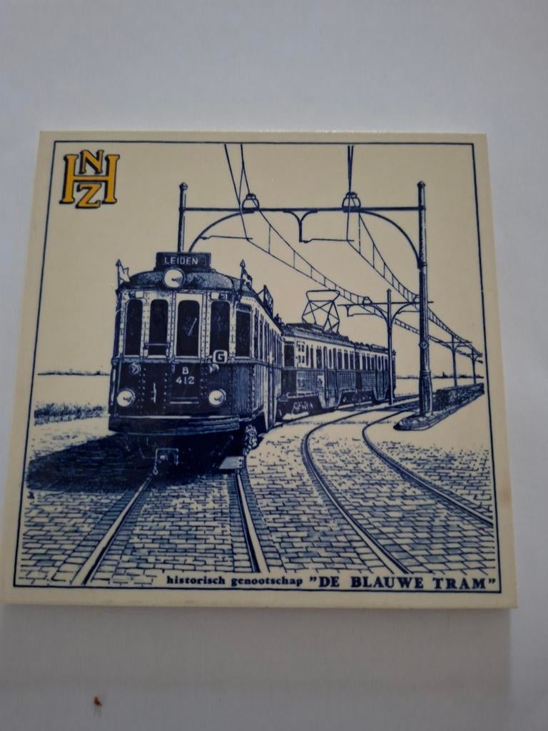 Blauwe Tram Collectie + Krantenknipsel NZH Leiden, Ophalen