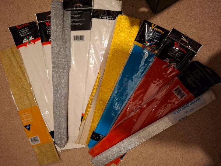Crepe Papier Set - Diverse Kleuren, Hobby en Vrije tijd, Knutselen, Nieuw, Materiaal, Ophalen of Verzenden