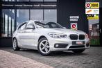 BMW 1-serie 116i Essential*NAVIGATIE*LED*CRUISE*AIRCO*PDC*, Auto's, 1-Serie, Euro 6, Lichtsensor, Origineel Nederlands