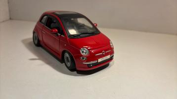 Fiat 500 red Bburago 1.24 beschikbaar voor biedingen