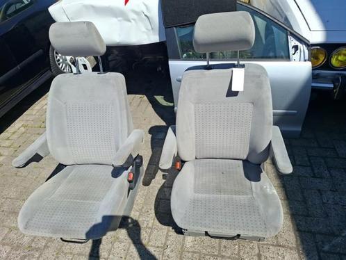 Voorstoelen links + rechts van een Volkswagen Transporter, Auto-onderdelen, Interieur en Bekleding, Volkswagen, Gebruikt, 3 maanden garantie