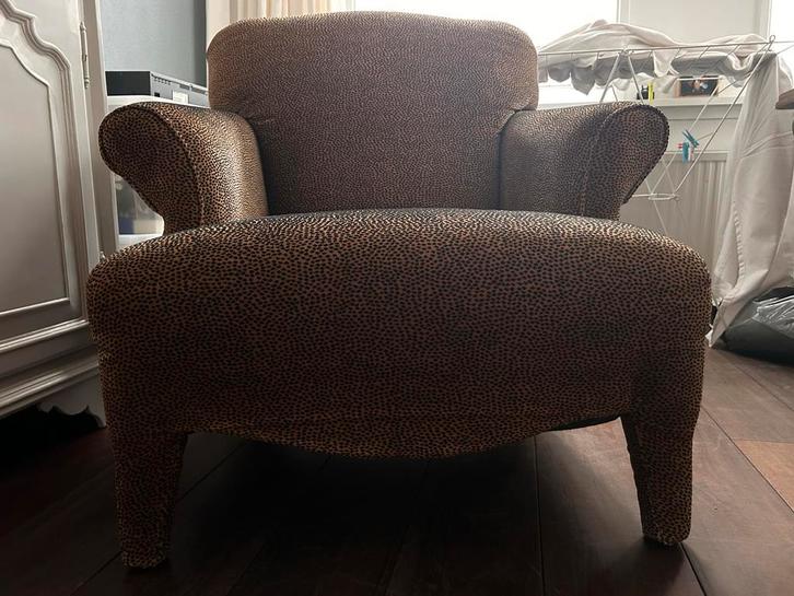Comfortabele leuke fauteuil/stoel met panter print, Huis en Inrichting, Fauteuils, Zo goed als nieuw, Stof, 75 tot 100 cm, 75 tot 100 cm