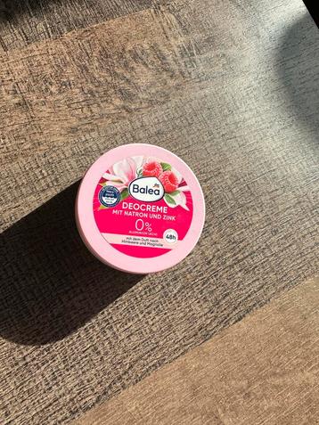Balea Deocreme Himbeere & Magnolie beschikbaar voor biedingen