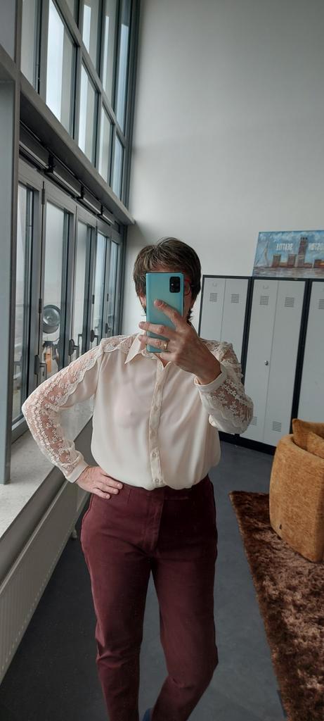 Atmosphere blouse maat 44 met broderie, Kleding | Dames, Blouses en Tunieken, Zo goed als nieuw, Maat 42/44 (L), Wit, Ophalen of Verzenden